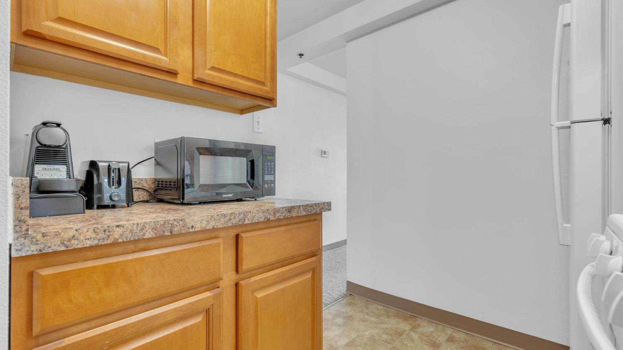 Pp 2006 Beautiful Professional 1br Apt, Pool Apartment Harrisburg