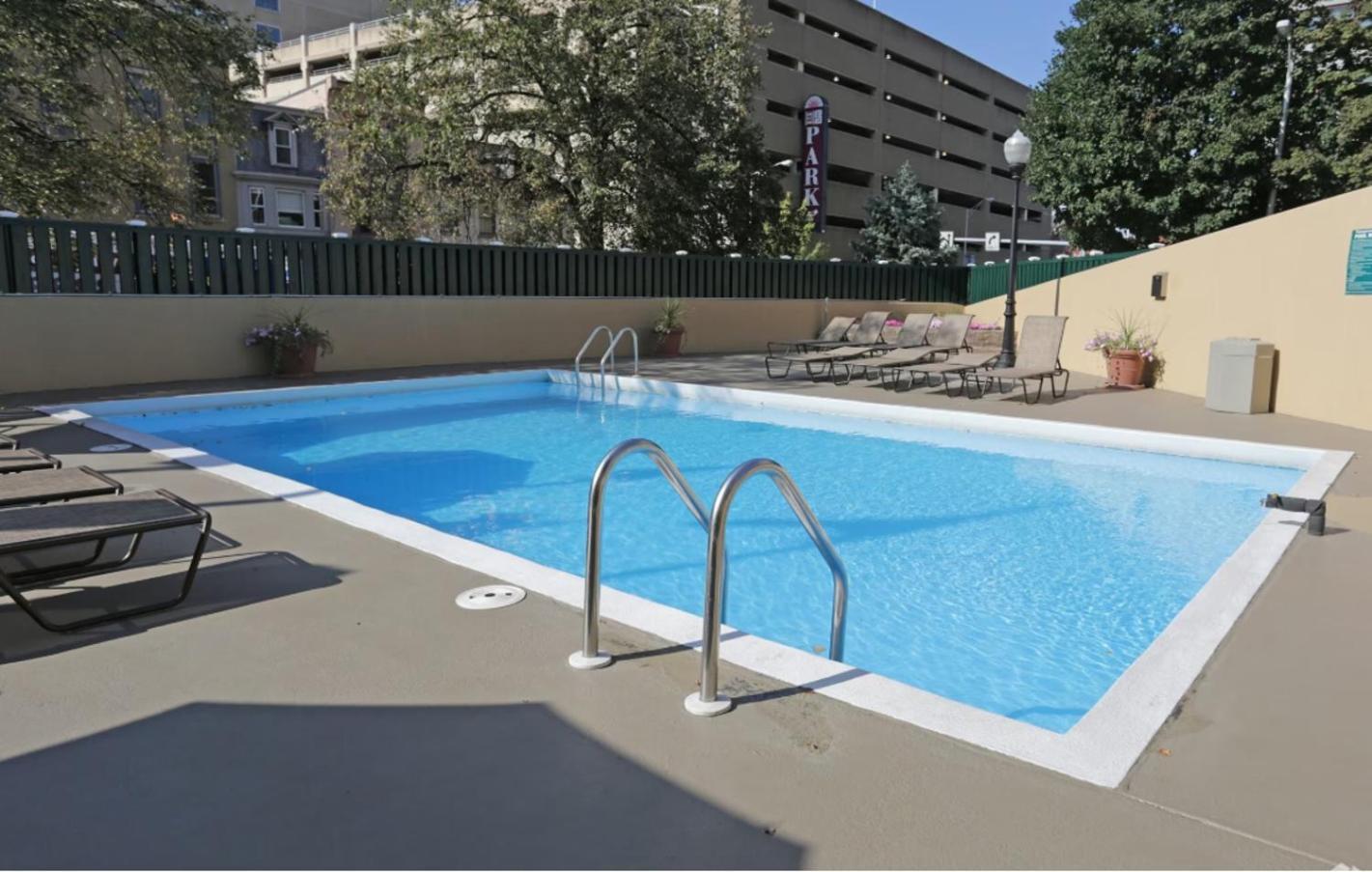 Apartment Pp 2006 Beautiful Professional 1br Apt, Pool Harrisburg