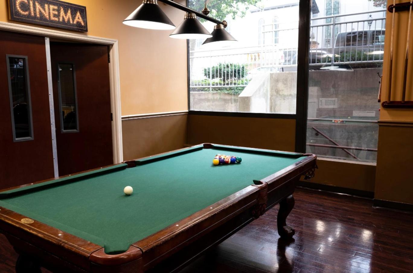 Pp 2006 Beautiful Professional 1br Apt, Pool * Harrisburg